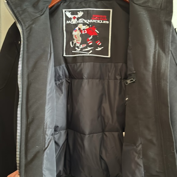 Moose Knuckles Debbie Bomber. Size Small. No hat. - Picture 15 of 15